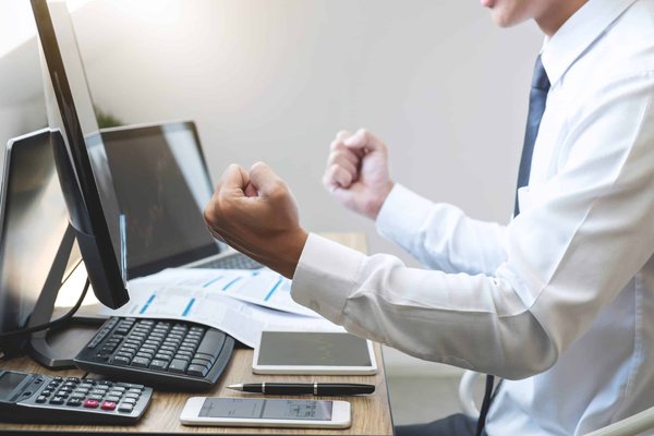 Comment une SAS peut-elle s'adapter aux nouvelles technologies ?