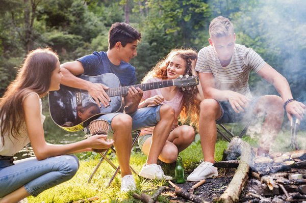 Les campings 5 étoiles en Ardèche sont-ils adaptés aux adolescents ?